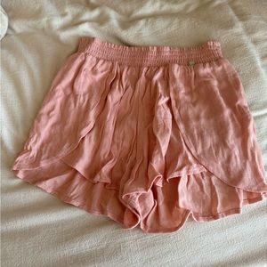 Flowy shorts size M